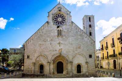 Rosoni "merlettati", leoni e grifoni: � la Cattedrale di Ruvo, capolavoro del romanico pugliese 